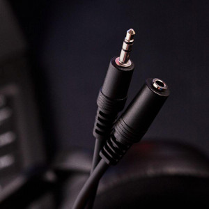 Шнур Стерео 3,5мм гнездо - Стерео 3,5мм штекер, 3м 17-4005