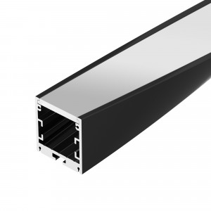 Профиль SL-ARC-3535-TWIST90R-400 BLACK 032682, Алюминиевый профиль для светодиодных лент и линеек, скрученный вправо на 90°. Цвет - чёрный RAL9005 (порошковая окраска). Габаритные размеры (LхWхH): 400x35x35 мм. Ширина площадки для ленты - 24 мм. Экраны, заглушки и другие аксессуары приобретаются отдел
