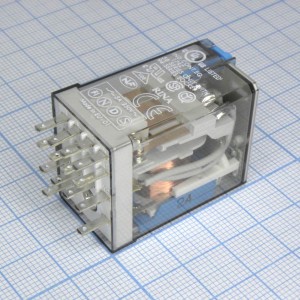 55.34.9.024.0090, Миниатюрное универсальное электромеханическое реле; монтаж в
розетку; 4CO 7A; контакты AgNi; катушка 24В DC; степень защиты
RTI; опции: кнопка тест + LED + диод