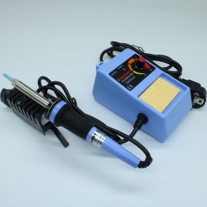 Паяльная станция R098, Паяльная станция (паяльник), модель R098, 48Вт, 230В, 160-480°C