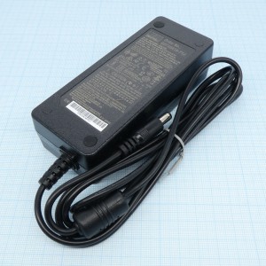 GST40A18-P1J, AC-DC, 40Вт, вход 90...264B AC 47...63 Гц, 135...370B DC,  выход 18B/2.22A, изоляция 3000B AC, 125x50x31.5мм, -30...+70°С, , сетевой разъём IEC320-C14, выходной разъем 11, диам. 5.5х2.1мм