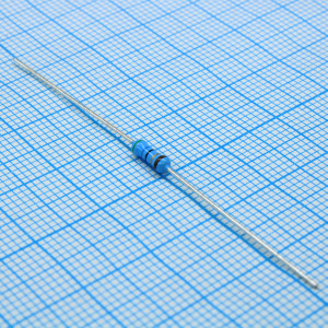 MRS25000C5609FCT00, Резистор металлопленочный 0.6Вт 56Ом ±1% ±50ppm/°C аксиальный лента в коробке