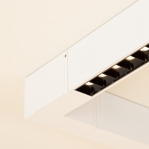 Светильник CLIP-38-LASER-S171-6W Warm3000 (WH, 36 deg, 24V) 028961, Подвесной/накладной светильник для системы CLIP 38мм, 6Вт. Цвет свечения ТЕПЛЫЙ 3000K, световой поток 460 лм, угол 36°, CRI>90. Корпус прямоугольный, металл, цвет белый, IP40. Размеры LxWxH 171x38x64мм. Входное напряжение DC24V, мощность 6Вт