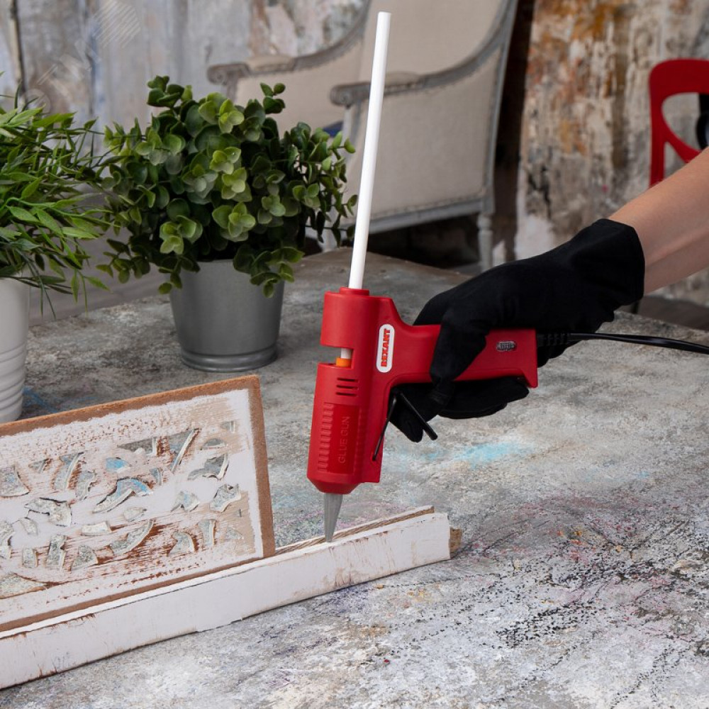 Изображение товара Клеевой пистолет Rexant 15Вт с диаметром стержня 7мм