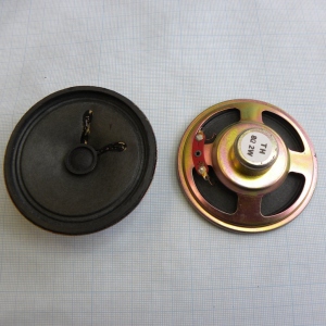 YD77 8 Ом 3 Вт, Головка динамическая, сопр. 8 Ом, мощн:  2 Вт размеры: диаметр 77мм