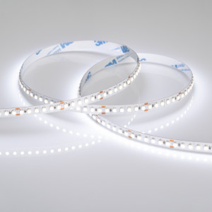 Лента RT6-3528-180 24V White6000 3x (900 LED) 017429, Гибкая лента, светодиоды smd 3528, 180шт/м (900шт на 5м), белая плата 8мм, скотч 3М. Цвет БЕЛЫЙ 5800-6500K. Питание 24V, мощность 14.4 Вт/м (72 Вт на 5м), угол 120°, высокая цветопередача CRI>90. Размеры 5000х8x2мм. Мин.отрезок 33.33мм, 6 шт светодиодов.