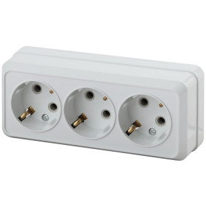 Розетка Quadro 2-206-01 с заземлением трехместная 3х2P+E, 16А-250В, IP20, ОУ, белый Б0053819