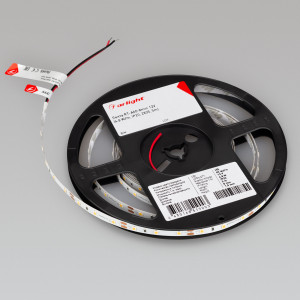 Лента RT-A60-8mm 12V Warm2400 (7.2 W/m, IP20, 2835, 5m) 018108(2), Светодиодная лента RT-A60, открытая. Светодиоды 2835, 60 шт/м (300 шт на 5 м), белая плата, ширина 8 мм, скотч 3M. Цвет ТЁПЛЫЙ 2400 K, цветопередача CRI>85, угол 120°. Питание 12V, мощность 7.2 Вт/м (36 Вт на 5 м). Размеры 5000x8x1.5 мм. Мин. отрезок 50 м