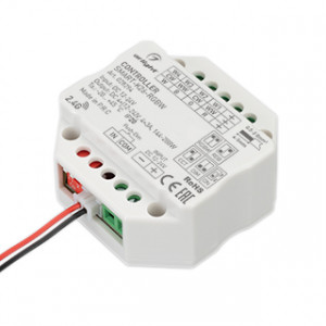 Контроллер SMART-K26-RGBW (12-24V, 4x3A, 2.4G) 028294, Контроллер для RGBW светодиодной ленты (ШИМ) с функцией Push-Dim. Питание/рабочее напряжение 12-24VDC, максимальный ток 3A на канал, 4 канала. Максимальная мощность 144-288W. Винтовые клеммы, корпус - пластик. Габариты 52x52x26 мм, встраивается в стандарт