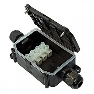 BOX-2-1 IP65 2PIN CA10 10A/450V, Коробка монтажная IP65 с винтовой клеммой на 4 контакта 10А 450В, 2 кабель ввода