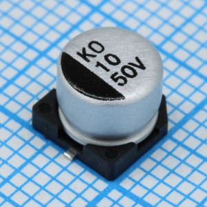 CK050M100E5APKKKV00R, Конденсатор электролитический стандартный 10мкФ 50В ±20% (6.3х5.4мм) для поверхностного монтажа 35мА 2000час 105°С лента на катушке