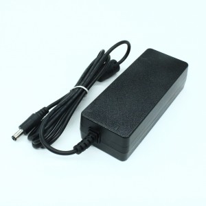 GSM60A24-P1J, Адаптер от сети 220В выход 24В 2.5A 60Вт медицинского применения