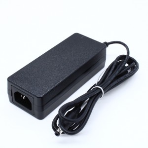 GST60A48-P1J, AC-DC, 60Вт, вход 90...264B AC, 47...63 Гц, 127...370B DC, выход 48B/1.25A, изоляция 3000В AC, 125x50x31.5мм, -30...+70°С, сетевой разъём IEC320-C14, выходной разъем 11, диам. 5.5х2.1мм