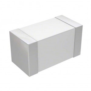 B72520E0250K062, SMD варистор 1206 25Vac/31Vdc 200A  39V(1mA), 0.008Вт, автомобильная. серия, лента в катушке (SIOV-CT1206K25G)