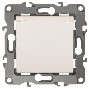 12-2103-02 Розетка 2P+E Schuko со шторками с крышкой, 16A-250В, IP20, 2, слоновая кость (10/ Б0014694