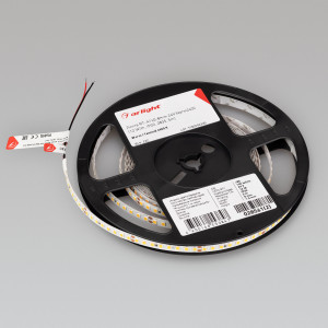 Лента RT-A160-8mm 24V Warm2400 (12 W/m, IP20, 2835, 5m) 028561(2), Светодиодная лента RT-A160, открытая. Светодиоды 2835, 160 шт/м (800 шт на 5 м), белая плата, ширина 8 мм, скотч 3M. Цвет ТЁПЛЫЙ 2400 K, цветопередача CRI>85, угол 120°. Питание 24V, мощность 12 Вт/м (60 Вт на 5 м). Размеры 5000x8x1.5 мм. Мин. отрезок 50