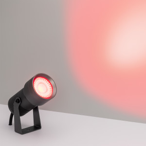 Светильник KT-RAY-COLOR-R61-12W RGB-Warm3000 (DG, 36 deg, 12V) 032559, Уличный светодиодный прожектор, мощность 12Вт, угол освещения 36°. Цвет свечения RGB-ТЕПЛЫЙ 3000К, световой поток 800лм. Влагозащищенный корпус IP67 - темно-серый алюминий, экран из закаленного стекла. Угол поворота корпуса в вертикальной плоскости 135°.