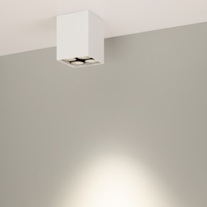 Светильник SP-ORIENT-SURFACE-TC-S65x65-10W Day4000 (WH, 30 deg, 230V) 031855, Накладной интерьерный светильник. Мощность 10 Вт, св. поток 634 лм, 64 лм/Вт, дневной 4000 K, CRI>98, угол 30°, напряжение питания 230 В. Белый квадратный корпус из алюминия, степень защиты IP20. Размер: длина 65 мм, ширина 65 мм, высота 85 мм. Монтаж нак