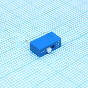 L-KLS7-DST-01-B-00, DIP-переключатель 1группа синий монтаж в отверстие шаг 2.54мм 0.025A 24В с выступающим движком