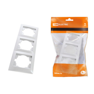 Рамка 3-х постовая вертикальная белая "Лама" SQ1815-0034