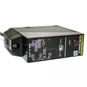 E3JM-R4M4-G, Фотоэлектрические датчики PES W/PG13.5 CONDUIT ENTRY