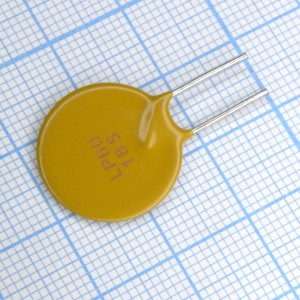 LP60-185F, Самовосстанавливающийся предохранитель PTC 1.85A(hold) 3.7A(trip) 60V 40A 2.1W 12.6s 0.08Ohm Radial 18 X 3.1mm, Bulk