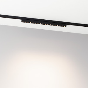 Светильник MAG-MICROCOSM-LASER-L300-15W Day4000 (BK, 30 deg, 24V) 043276, Светильник для магнитных треков MAG-MICROCOSM шириной 11 мм. Мощность 15 Вт, св. поток 650 лм, 43 лм/Вт, дневной 4000 K, CRI>90, угол 30°, напряжение питания 24 В. Черный прямоугольный корпус из алюминия, экран поликарбонат, степень защиты IP20.  Размер: