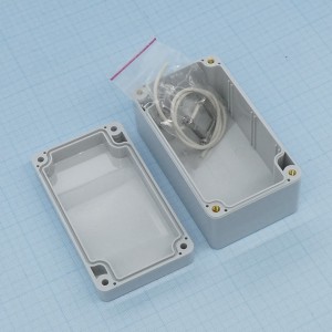 G205, Герметичный корпус из поликарбоната, IP65, светло-серый