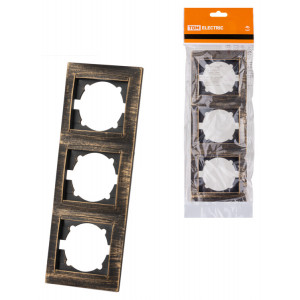 Рамка 3-х постовая вертикальная старинная бронза "Лама" SQ1815-0780