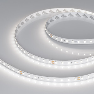 Лента RT-A90-10mm 24V White6000 (4.8 W/m, IP20, 2835, 5m) 038779, Светодиодная высокоэффективная лента RT-A90, открытая. Светодиоды 2835, 90 шт/м (450 шт на 5 м), белая плата, ширина 10 мм, скотч 3M. Цвет БЕЛЫЙ 6000 K, цветопередача CRI>85, угол 120°. Питание 24 В, мощность 4.8 Вт/м (24 Вт на 5 м). Размеры 5000x10x1.6 м
