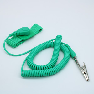 608-611C, Антистатический браслет  со шнуром заземления, зажимом "крокодил" и гибкой, регулируемой по размеру запястья манжетой на застежке-липучке