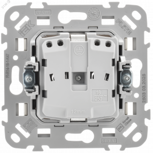 FLITE Розетка с заземлением с защитными шторками безвинтовое крепление 16А РСш11-1-ФлА алюминий IEK FI-R14-16-1-K47