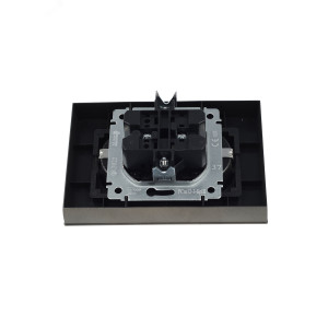 Розетка 2-м СП BRITE РСш12-3-БрШ 16А в сборе с заземл. защ. шторки шампань BR-R24-16-K37-F