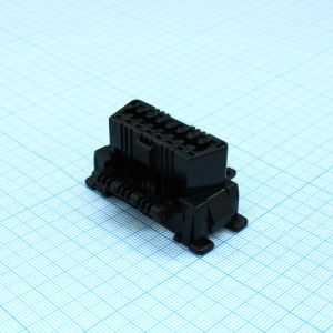 179631-2, Корпус разъема 16 контактов шаг 4 мм монтаж на панель автомобильного применения