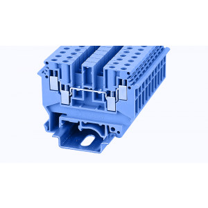 PCDK4-01P-12-00Z(H), Проходная клемма, 4 точки подключения, тип фиксации провода: винтовой, номинальное сечение: 4 мм кв., 32A, 800V, ширина: 6,2 мм, цвет: синий, зажимная клетка - латунь, винтовая перемычка, тип монтажа: DIN35