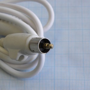 шт. 9.5*3.5pin  провод 1.1м ферр.фильтр, Штекер питания 9.5*3.5pin  с кабелем 1.1м 0.5мм2, с ферритовым помехозащищающим фильтром