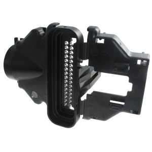 12191001, Автомобильные разъемы LOCK 32P FEMALE MIC/P 100