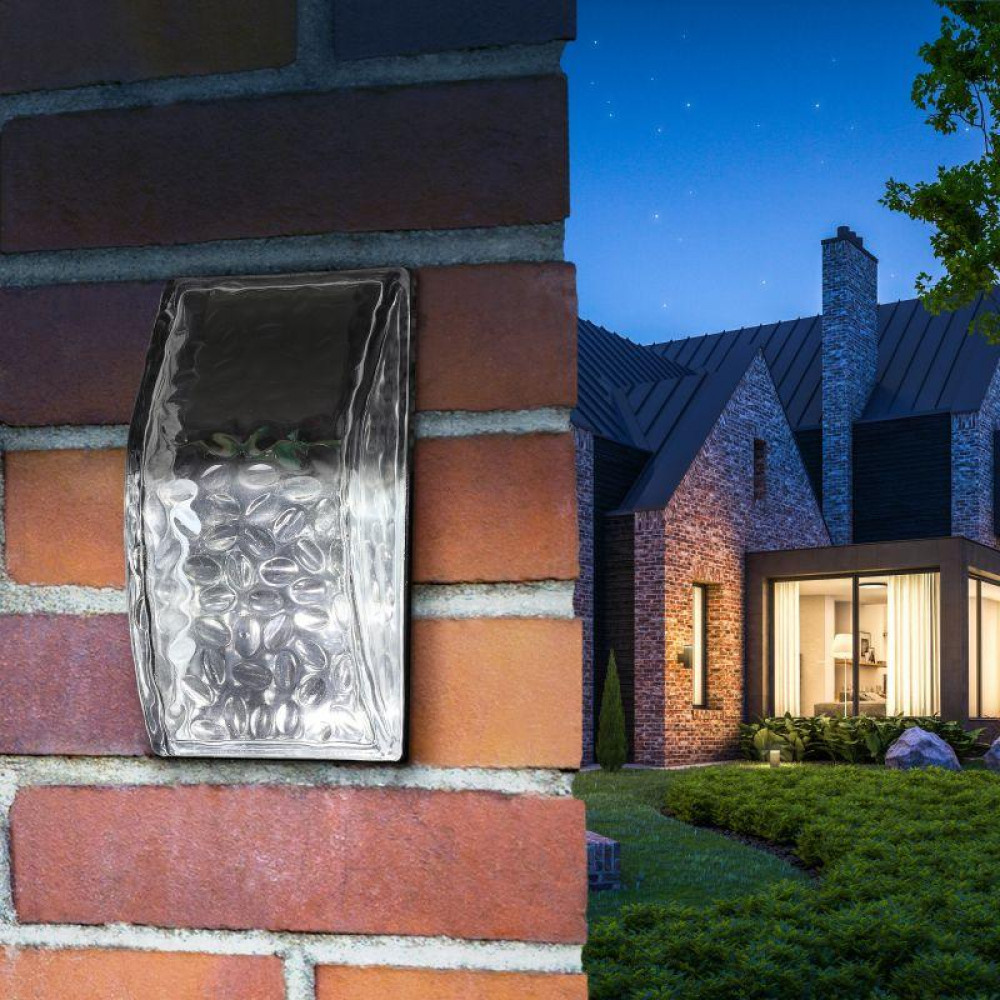 Изображение товара Энергосберегающая фасадная подсветка с солнечной батареей ERAFS024-39 Кристалл 3LED