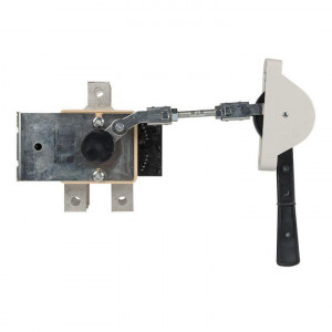 Выключатель-разъединитель ВР32У-39A71240-R 630А 2 напр. с дугогасит. камерами с передней смещенной рукояткой MAXima uvr32-39a71240-r