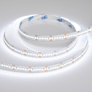 Лента RT6-3528-240 24V White6000 4x (1200 LED) 017430, Гибкая лента, светодиоды smd 3528, 240шт/м (1200шт на 5м), белая плата 10мм, скотч 3М. Цвет БЕЛЫЙ 5800-6500K. Питание 24V, мощность 19.2 Вт/м (96 Вт на 5м), угол 120°, высокая цветопередача CRI>90. Размеры 5000х10x2мм. Мин.отрезок 25мм, 6 шт светодиодов.