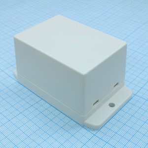 NUB705042WH, Пластиковый корпус белого цвета из высокопрочного пластика с фланцами