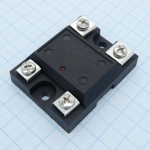 KSD215AC8, Реле твердотельное для коммутации переменного тока 250В 15А, вход 4-32В DC, изоляция 4кВ, схема перехода через ноль, светодиодный индикатор, нормально открытое, -30...+100°C