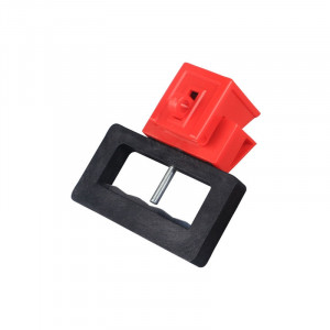 gwrD13X, Блокиратор флажковых автоматов большой свыше 600 В, полипропилен и нейлон, ширина флажка – до 72 мм, цвет – красный, 1 шт/упак
