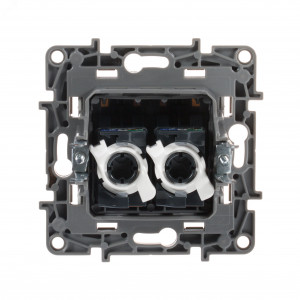 Розетка компьютерная 2-м СП Etika RJ45 кат.5E UTP механизм бел. Leg 672255