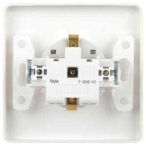 Розетка 7-206-01 Style с заземлением 2P+E Schuko со шторками, 16А-250В, IP20, СУ, белый1шт Б0060623