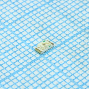 KP-3216SURC, Светодиод smd 3,2х1,6мм/красный/640нм/70-150мкд/прозрачный/120°