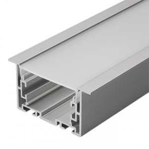 Профиль с экраном S2-LINIA69-F-2500 ANOD+OPAL 021177, Комплект с экраном. Алюминиевый анодированный профиль для светодиодных лент и линеек. Габаритные размеры (LхWхH): 2500x69x35 мм. В комплекте профиль, PC матовый экран. Ширина площадки для ленты 34 мм. Светопропускание экрана 85%.