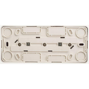 Розетка 3-м ОП Этюд 16А IP20 250В с заземл. без защ. шторок крем. SE PA16-011K