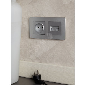 Розетка BRITE РС10-1-0-БрА 10А без заземл. без защ. шторок алюм. BR-R10-10-K47