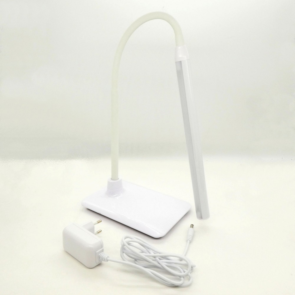 Изображение товара Светильник LED настольный Camelion 6W с гибкой стойкой и сенсором